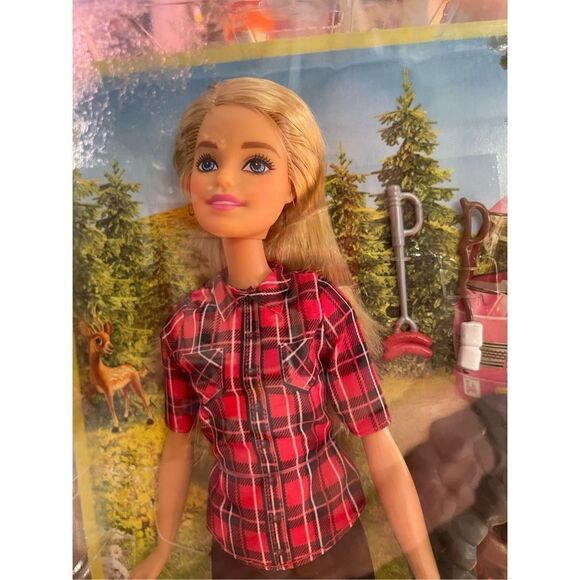 Mattel Barbie Camping Fun Campfire Barbie 2016 NIB - Picture 2 of 13